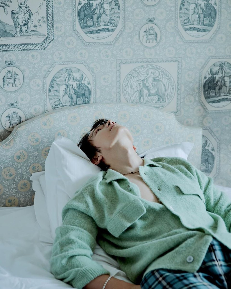 Colmar 

#photography #shoot #SuperJunior #Donghae #elf #kpop #photo #handsome