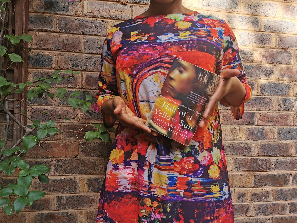Ceehl's tweet photo. Had a ton of fun doing this books as outfits challenge. Too cool! ๐โค๏ธ #BooksAsLooks https://t.co/UzKtofrro1