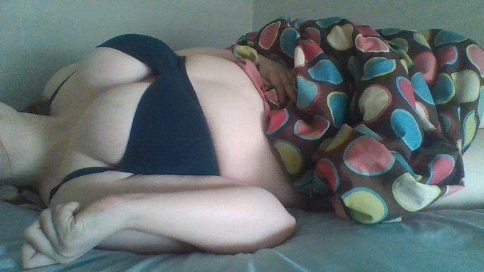 You like what you see? 👀👀 Check out my Only Fans or Pornhub (both 🔥Full_Figured_Vixen🔥) for more NSFW<a href="/tag/hourglass"class="tags"><span>#hourglass</span></a>