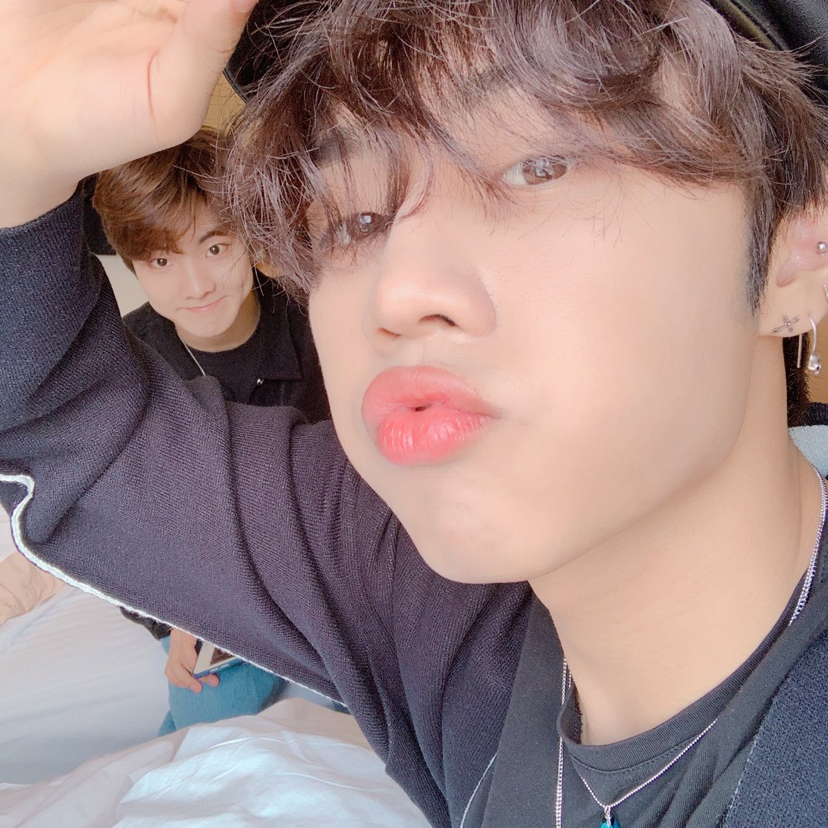 WE_THE_BOYZ's tweet photo. [큐] 너구리 생축🎂 https://t.co/aYaxjwg9R8