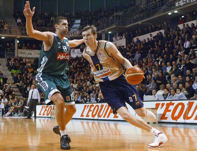 Gregor Fučka: 2681 points in 218 matches (12,3 avg). Peak avg of 19,7 in 17 matches in 2000-01. In FIBA era, his peak avg is 15,6 in 22 matches in 1996-97. Average of 11,1 points in 22 matches in the title season of 2002-03 with  @FCBbasket.