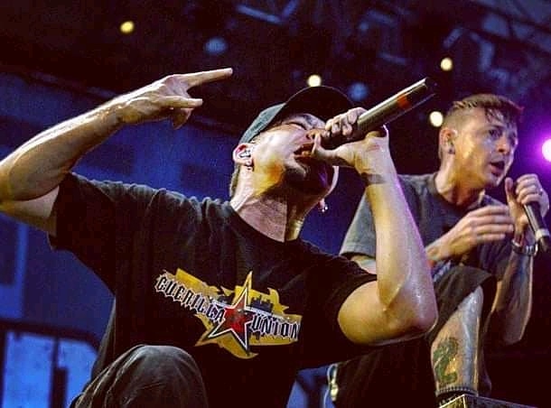 lpitaly's tweet photo. Singapore, 22 giugno 2004⁣
⁣
✔️ Questo è stato il primo concerto dei Linkin Park nella città asiatica.⁣ https://t.co/mBpnMztsdR