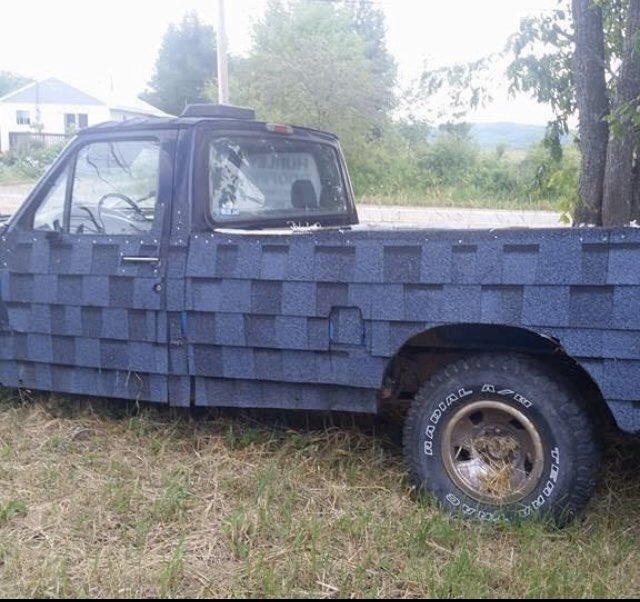 JDC1975's tweet photo. When you can’t do body work, but you’re a sick roofer...... #carpenterlife https://t.co/d6TCmREhD8