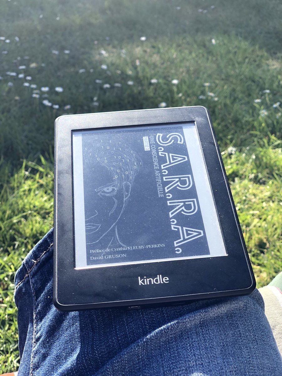 Vous faites quoi de votre week-end de pâque ? Moi je me dévore « S.A.R.R.A 2 une conscience artificielle » de <a href="/GrusonDavid/">David Gruson</a>. Bon confinement à tous ! #sarra2