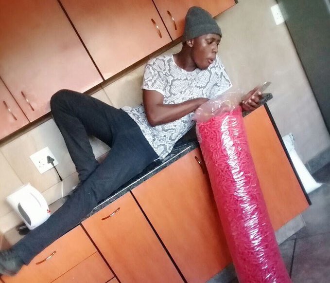 MMidalo's tweet photo. @WandiieM Lol you're right https://t.co/eNyECectjo