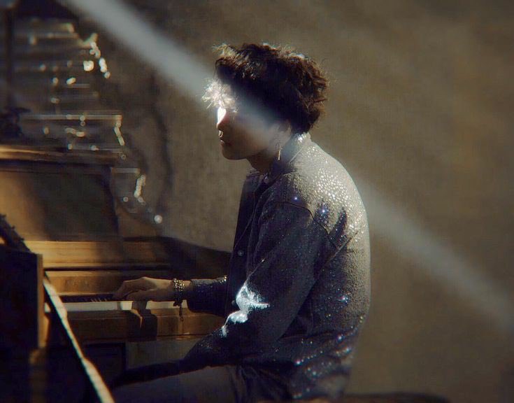 yoongi / schubert at the piano II, 1899 @BTS_twt