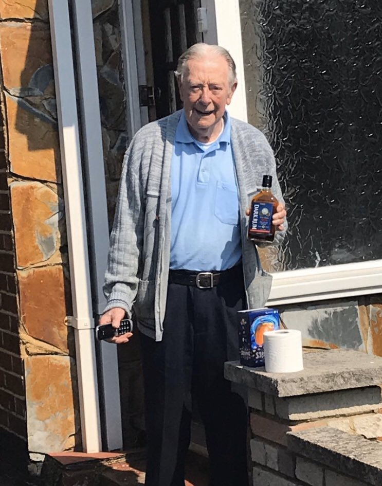 TaxiCharity's tweet photo. Today one of our committee members &amp; London cabbie Brian dropped off some Easter pressies for John , Ernie and Dicky.
All these WW2 Royal Navy vets are currently isolating so a bottle of rum &amp; easter egg &amp; loo roll 🤔 cheered them up 😊.
#KeepCalmAndCarryOn #StayHomeSaveLives 😉 https://t.co/B0bWpedEuz