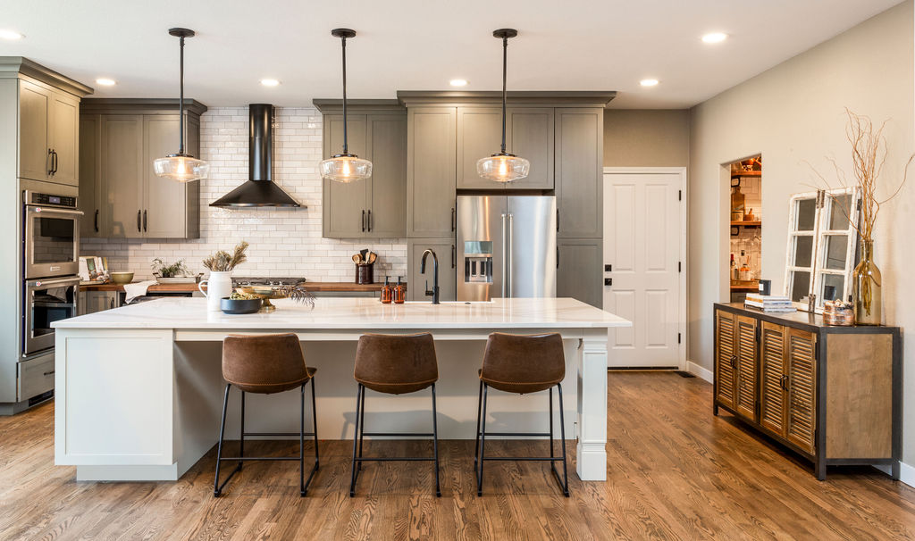 tvlcreative's tweet photo. Happy Saturday, friends! Brunching at home? Maybe it's a lot to ask to still have a framework of time that defines something like brunch, but hey. Here we are, and here's something gorgeous for your brunching or non-brunching eyes: the Lasnik St. kitchen. #tvlcreative https://t.co/np8rCzGscA