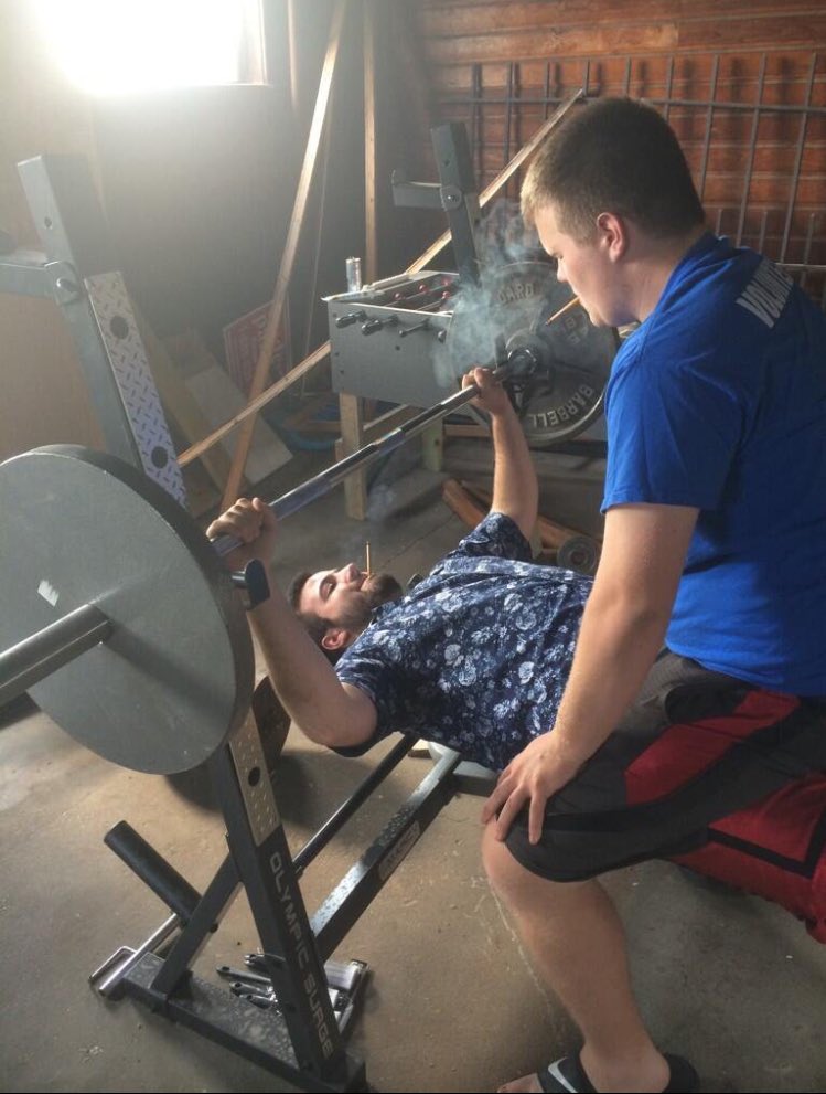 TannerLightning's tweet photo. https://t.co/EC9rFGe6Fd