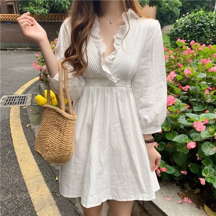 BeforeMonday_co's tweet photo. 🌻Pre-order🌻
BM-D-08 เดรสแขนยาว
🤍color White (��าว)
ราคา 340บาท
มีไซส์เดียว
รอบอก38 ยาว30 สะโพกถึง 45 

สั่งซื้อ DM น้า https://t.co/rzL6kYt540