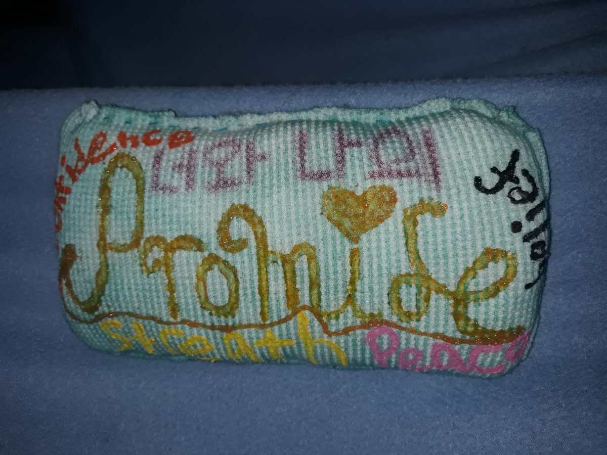 its small enough to be able to take everywhere and filled with lots of positive feelings and emotions so that it can also be an object of comfort ^~^ but after making the pillow im saying to myself, the box is too empty, what else can i fill it with?