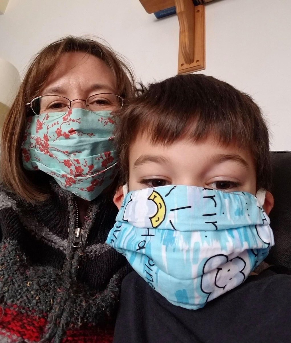SMSCrusader's tweet photo. Look what Ms. Stinger made! She generously offered to sew masks for the faculty. Ms. Stinger, our Art teacher &amp; librarian, exemplifies the commitment of doing for others that we extol at St. Martin's.  #WhyWeLoveSMS #adwfamily https://t.co/gfMd7bgCpb