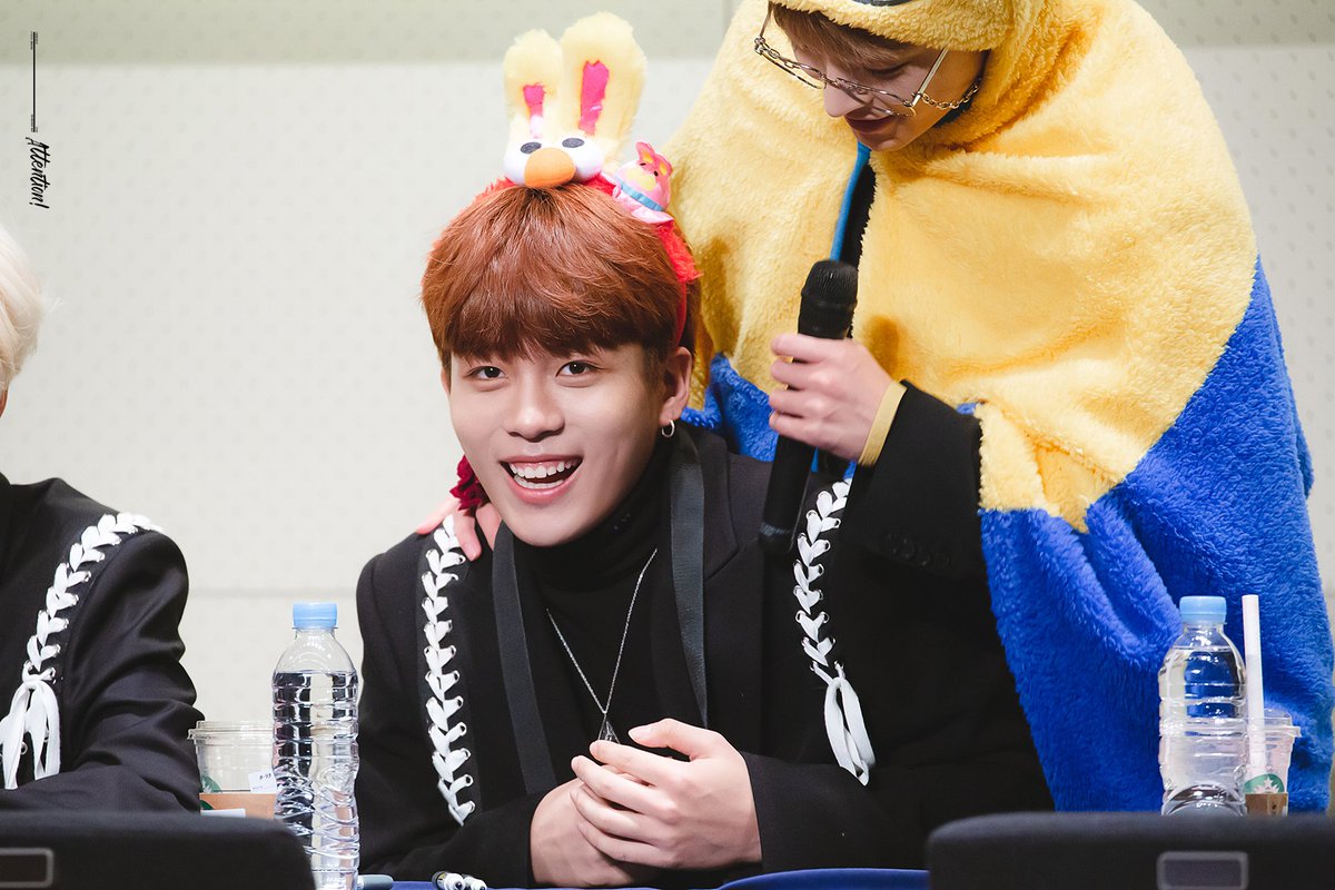 I wonder what did Jongho did to receive this from Hongjoong 