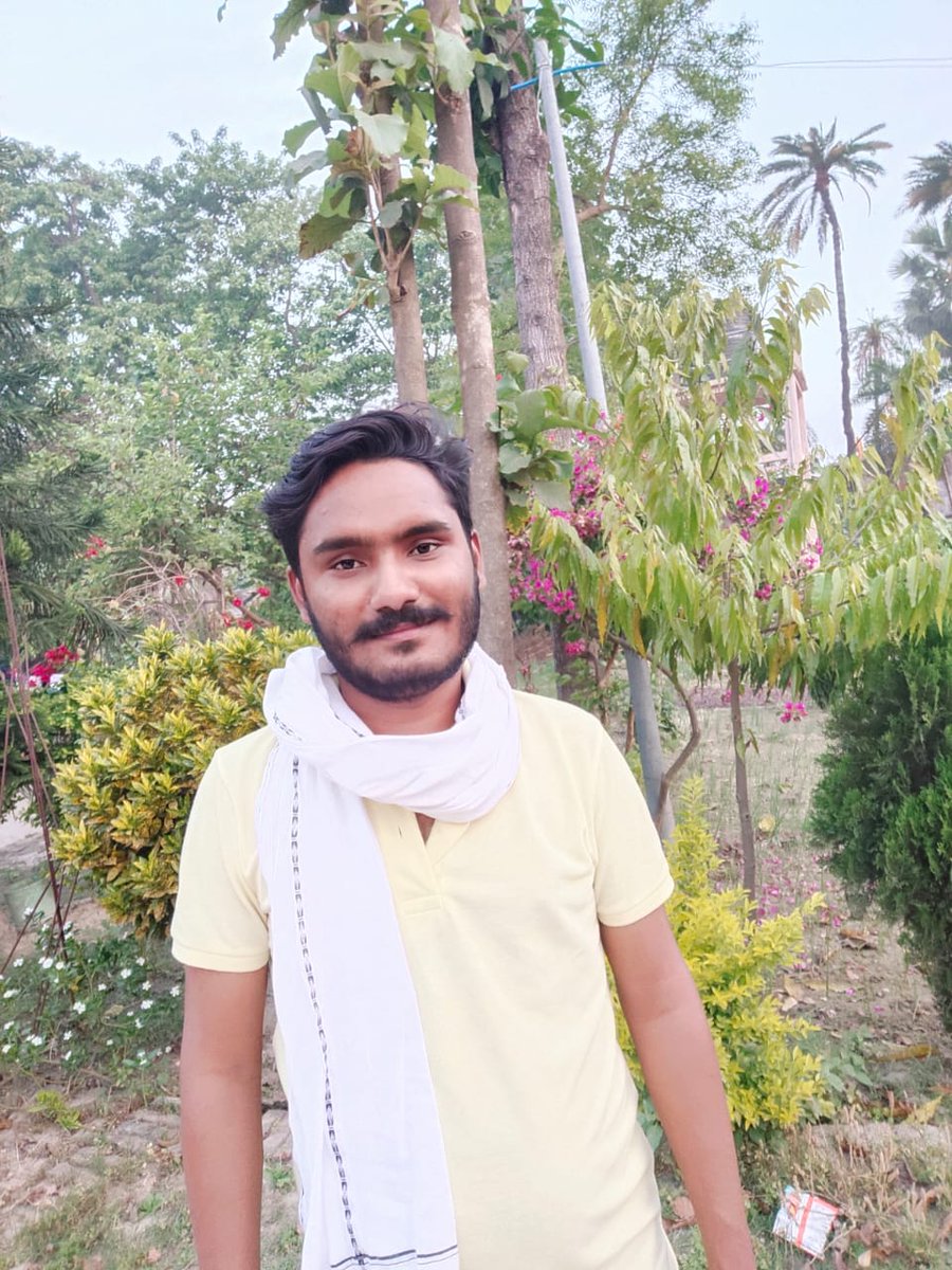 abhijeet4ranjan's tweet photo. कुछ दिन से #gamchhachallenge दिया जा रहा था भाईलोग के तरफ से । लो कर लिया गमछा चैलेंज स्वीकार।
‘गमछा’ सुख-दुःख का साथी है।
हमारा शान ।।
#gamchachallenge https://t.co/WPYGVcXfZj