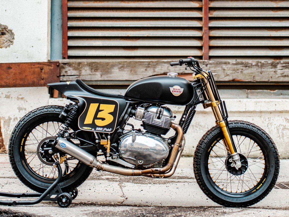 Royal Enfield Unveils Melissa Paris’ INT 650 Flat Tracker roadracingworld.com/news/royal-enf… Photo by Brandon LaJoie, courtesy of Royal Enfield North America.