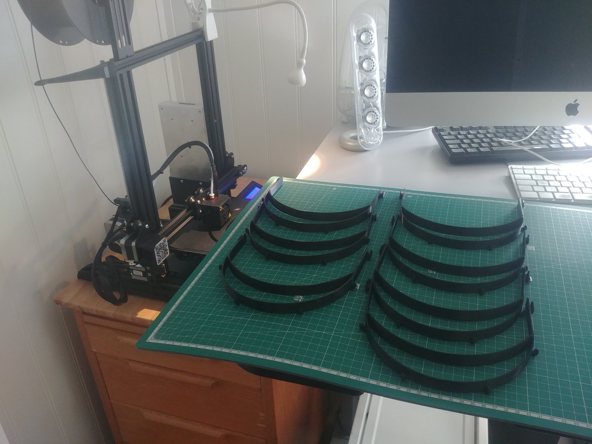 tgjoen's tweet photo. @elonmusk Hi, I'm printing face shields on my 3D printer to give away to people who need them. I got the skills and time on my hands to do it, but not the resources. Would you mind giving me a helping hand?  https://t.co/StuNLTWll4 https://t.co/xwV2iDsXCV