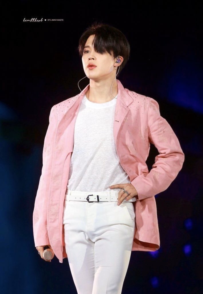 jimin’s defined waist—a thread