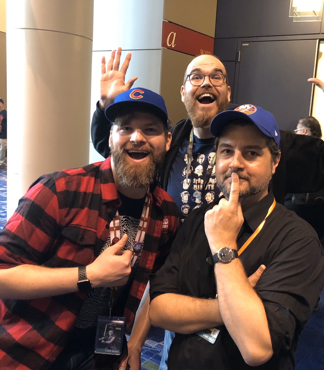 StarWarsLC's tweet photo. Throwback to better times when @nick_oswald met his heroes: @StarWarsMinute at #swcc19 https://t.co/bmQU5UXqp1