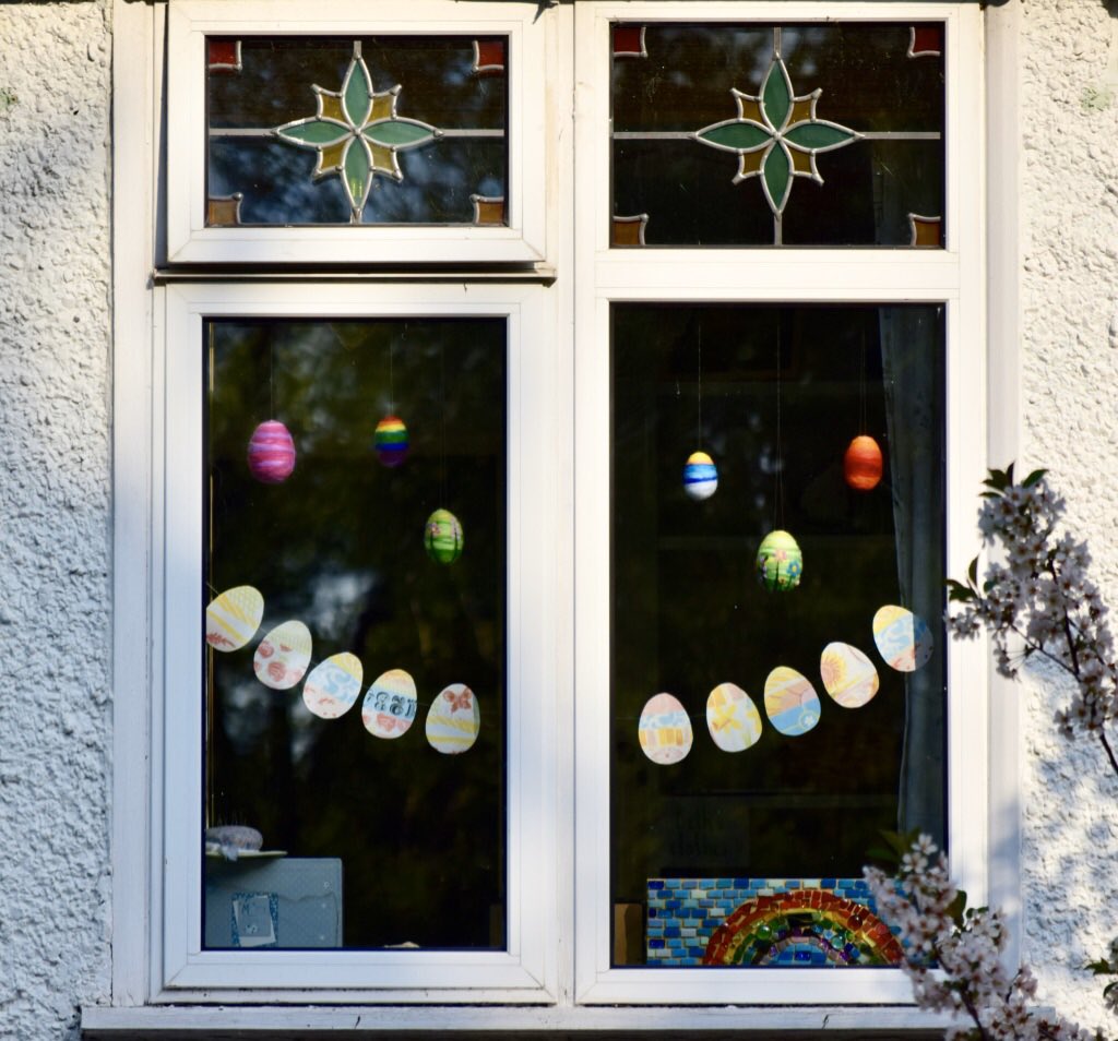 @Merton_Council Come and find our eggs near @deencityfarm #EggsInWindows @Merton_Council