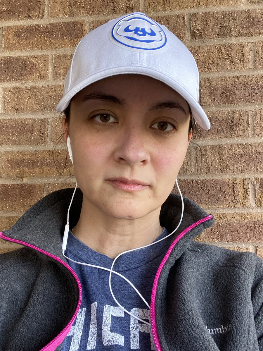I ran again. That’s TWO times, people. 🏃🏻‍♀️ #conradyfitfam #conradyjaguarsathome #sweatyselfie