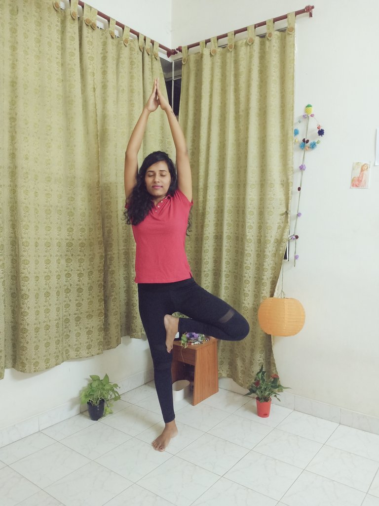 pallavipriya_'s tweet photo. Day18/21 #makechain
#21positivedays Beat frustration and Boost patience with this balancing #yoga sequence
@savitha_rao @wetwokrishna @KavyaMayor @iSinghApurva @JaiBharathi @CharuPragya @MMerkap @I_M_Shreya @MahimaShastri @MalvikaIyer @REBELKAUR @narendramodi #YogaWithModi https://t.co/AcauYQLRYt