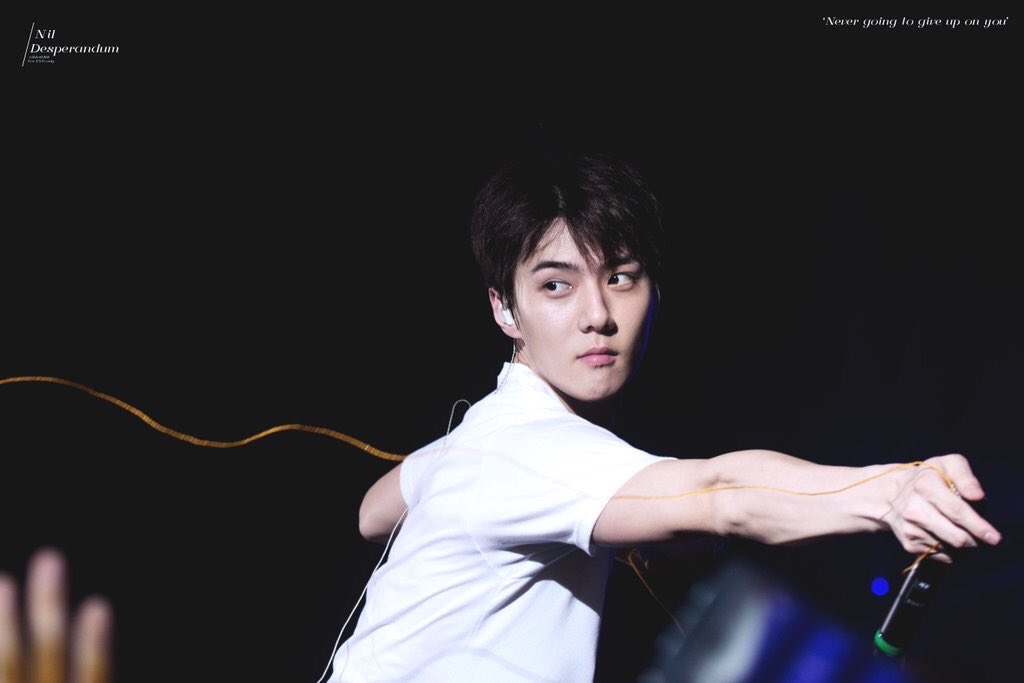 SmileVinly's tweet photo. Happy B-day to OH SEHUN🎂

#세훈 #SEHUN
#HappySehunDay 
#세훈아생일축하해 
#GoldenSehunDay 
#봄바람같은_세훈아_생일축하해
@weareoneEXO https://t.co/0UK7rVu9Fr