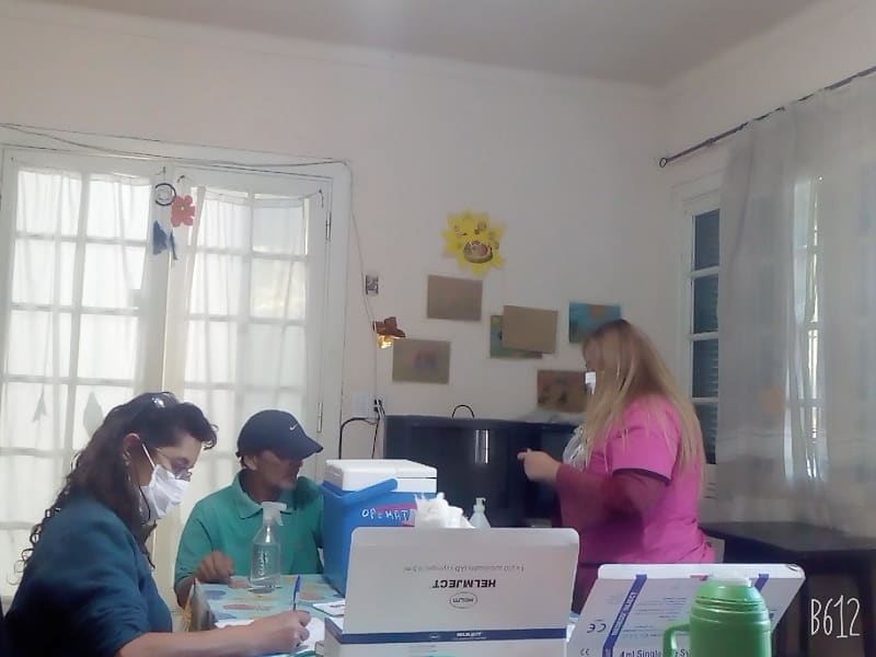 MorenoMunicip's tweet photo. Además de los operativos en las calles, también realizamos visitas de control médico y vacunación para las personas alojadas en el Dormis Municipal.

Trabajamos por el resguardo y la salud de todas y todos. https://t.co/3mOzHOZZkF