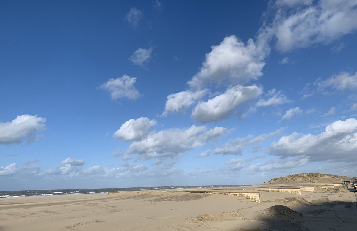 MarieAnnConinsx's tweet photo. The beauty of the #BelgianCoast🇧🇪. #SecondResidents are refused to reside at their home during current #COVID19. Not justified according to experts: is a not-proportional measure &amp; is without medical reasoning 👎 https://t.co/yhn2NbFS9Y