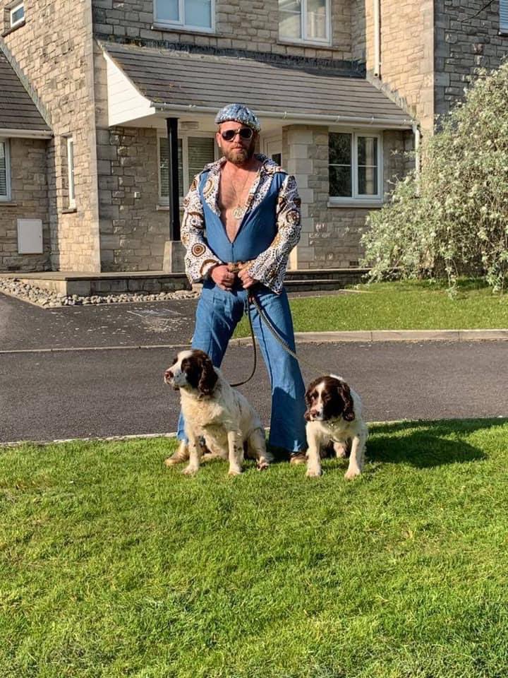 For today’s dog walk he’s rocking it 70’s style! 