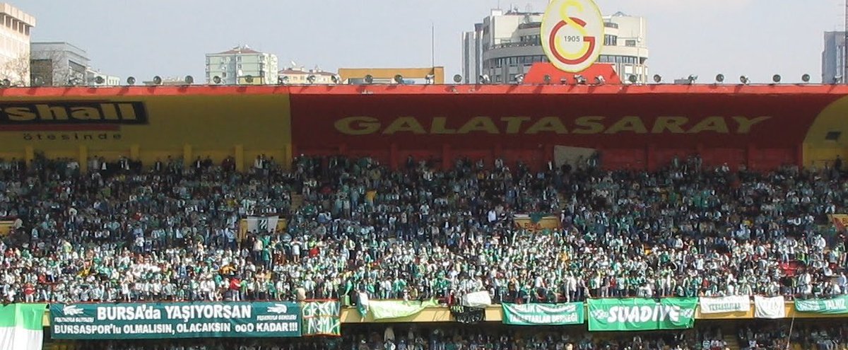 erkantopcu16's tweet photo. 06 nisan 2006 Ali samiyen İbb&amp;Bs #bursaspor #tbt https://t.co/SgXfqY1wsU