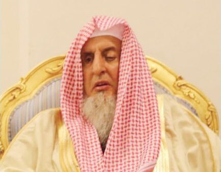 مفتي عام #المملكة
يدعو جميع المسلمين بالتضرع إلى الله والاستغفار والإكثار من الأعمال الصالحة
..سائلاً الله أن يرفع البلاء عن الجميع وباء فيروس #كورونا ويصرفه عنهم ويحفظهم في أنفسهم وأهليهم ويشفي مرضى المسلمين