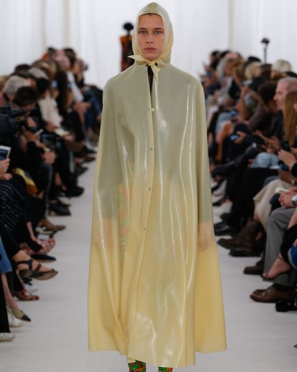 balenciaga latex