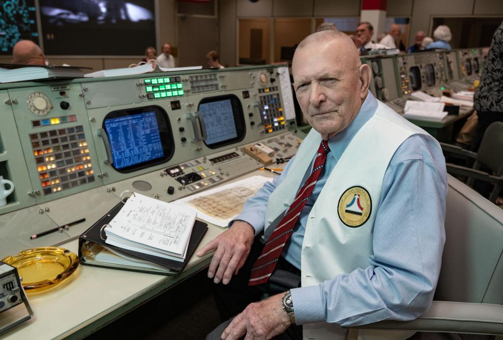 NASAJohnson's tweet photo. 50 years ago, lead flight director Gene Kranz and his team used this room to communicate to the #Apollo13 crew and bring the astronauts home safely. From coffee mugs to consoles, check out the project that preserved the Mission Operations Control Room: https://t.co/qv9voMDnGu https://t.co/2XFbSZdggz