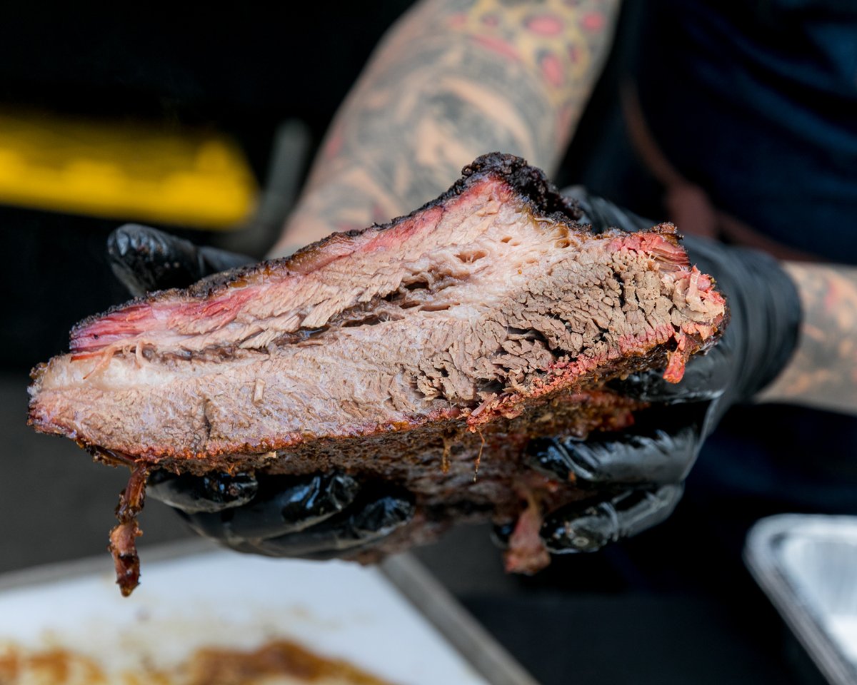 Boomtownbrewery's tweet photo. This Brisket won't eat itself 🔥@HHsmokedmeats is back TODAY 12-7pm with curbside pick up at Boomtown.
Place your order in advance at https://t.co/rEXPtzwVJN, beer available for preorder as well at https://t.co/Fgcme9xqve 🍻
#LAFoodie #LABeer #LABrewery #DTLA #LABBQ #EaterLA https://t.co/mjLL57LLCV