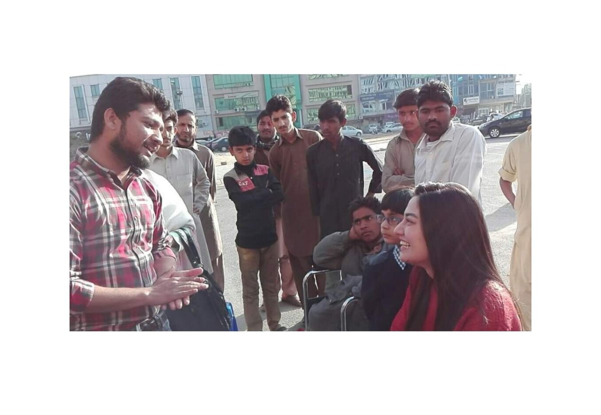 raheelnasirajar's tweet photo. Whenever i think of the past, it brings back so many memories..
@muniba_mazari
#umeedesubh #saynotochildlabour #humansofpakistan #struggleforliteratepakistan https://t.co/T4IP0OJjCH