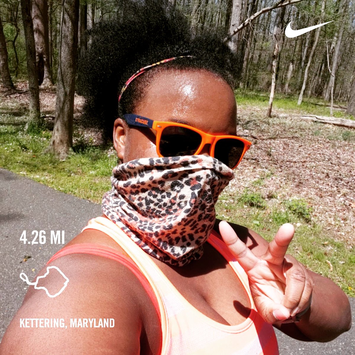 I seriously HATE trying to run with crap covering my eyes, nose and mouth. I can't wait for this  #Coronavirus  #COVID19 mess to go away.  #RunnerGirl