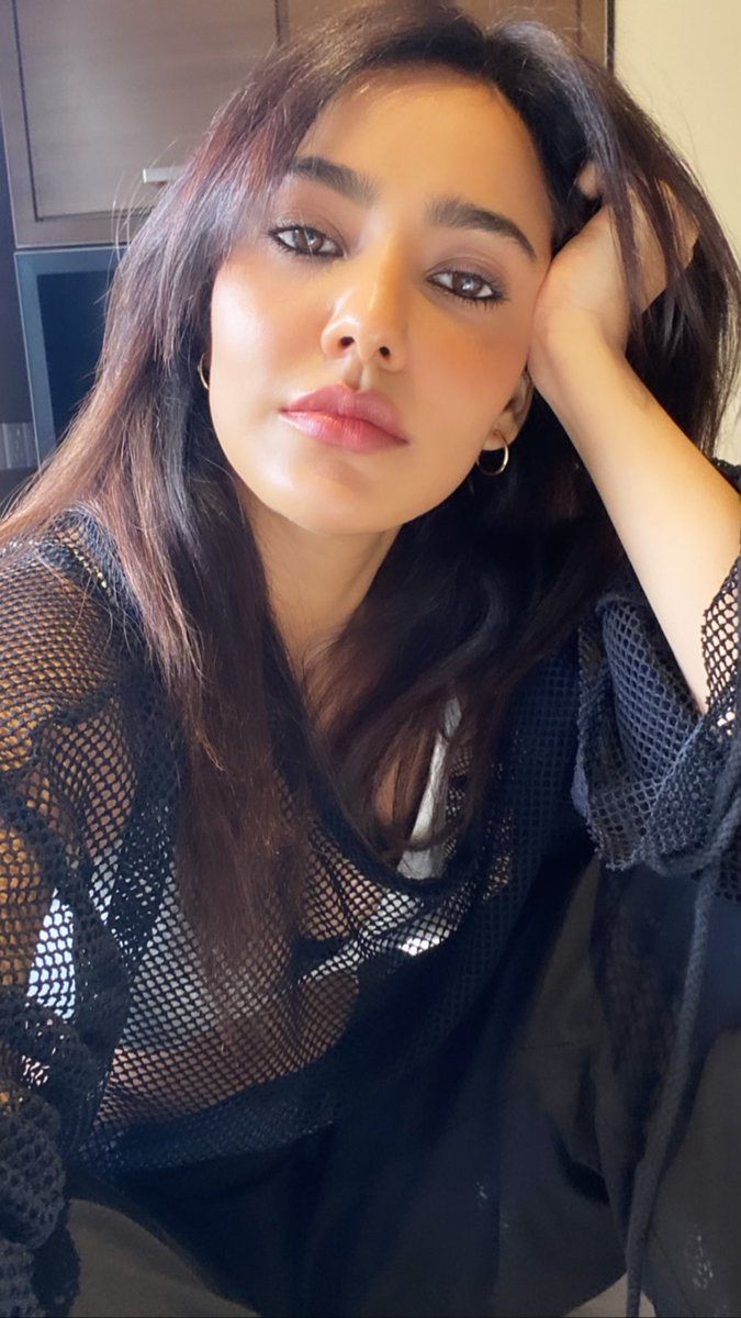 Neha Sharma tweet media