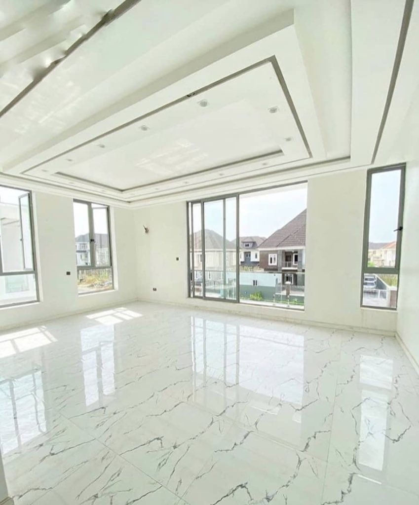 righteraproper's tweet photo. Forsale:Brand New 2 Units of 4 Bedroom Semi Detached house with a room bq, All Rooms Ensuite • Dining Area • Swimming Pool • Penthouse • CCTV • Fully Fitted Kitchen • 24hrs Security • Stamp Concrete floor Located in Pinnoke Beach Estate Osapa London Lekki.180m asking price https://t.co/Vw9fNbYNES