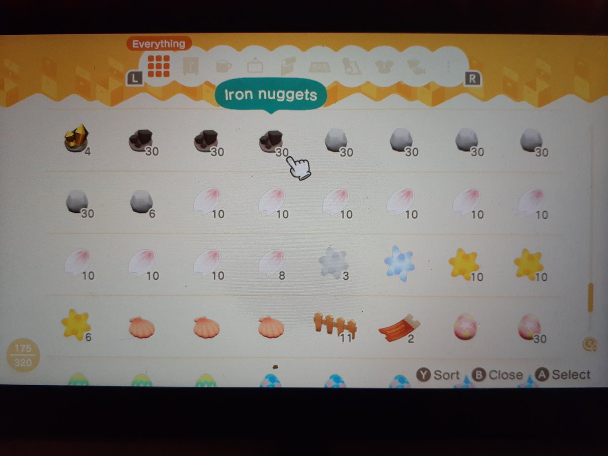 [RT] I have 98 extra petals & access to all the recipes so first come first serve requests for free sakura merch! I can use my own resources to make the items. I'd rather they go to people who don't have any copies at all so please be fair!  #animalcrossing    #acnh  