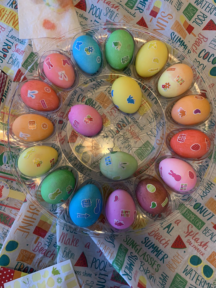 Fstein_Gaming's tweet photo. Easter Egg coloring is done here ! 🐰👨🏻🌾 Another year :) Hope everyone is having a great weekend! Mine has just started ! 👍🏻🔥
@eliserrrr @theresamariedb
Can’t wait to relax and have some coffee with Netflix ! ☕️ #Easter #eggcoloring #SwitchCorps https://t.co/Vka02nLqsq