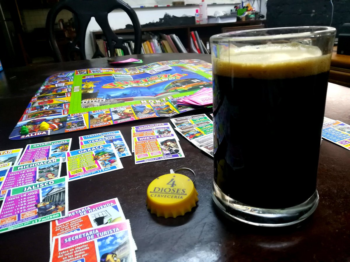 4_Dioses's tweet photo. Ya sacamos los juegos de mesa para pasar el rato...por supuesto la #chela no falta #SabadoDeGloria #SabadoSanto #CervezaArtesanal #4Dioses https://t.co/WVCF4HFM5y