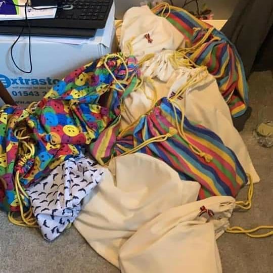 First lot of bags dropped off for Ward 4 Acute Older Persons ward treating COVID-19 patients at Burton Hospital. 

Next lot are almost finished and will be going to Good Hope. 

Please keep donations of hand creams and lip balms coming. #NHSThankYou <a href="/ladiescircleGBI/">Ladies Circle GB&I</a>