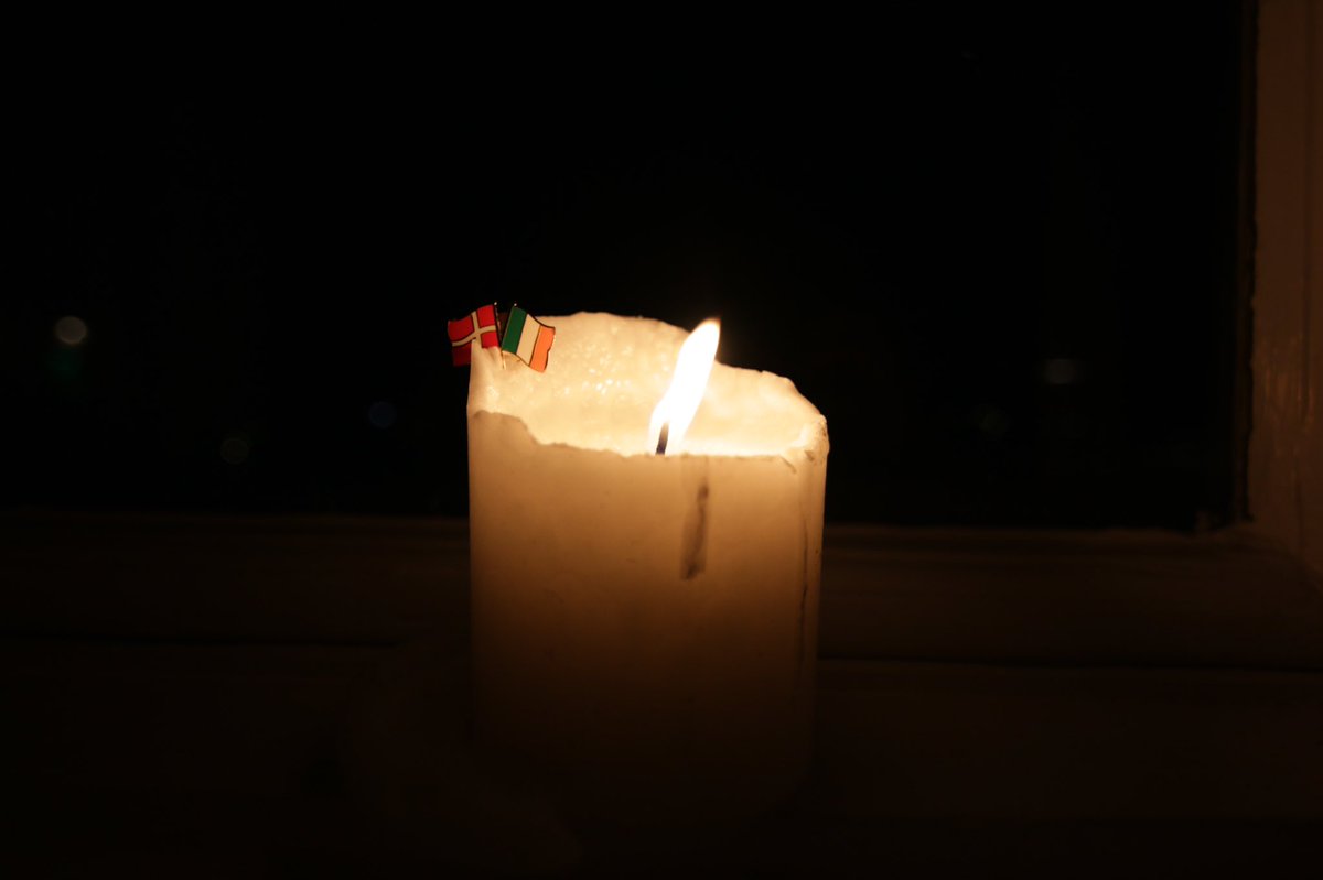 It’s 9pm in Denmark and we’re lighting our candles in solidarity with all of those in Ireland 🇮🇪, Denmark 🇩🇰 and across the world affected by COVID-19 #ShineYourLight