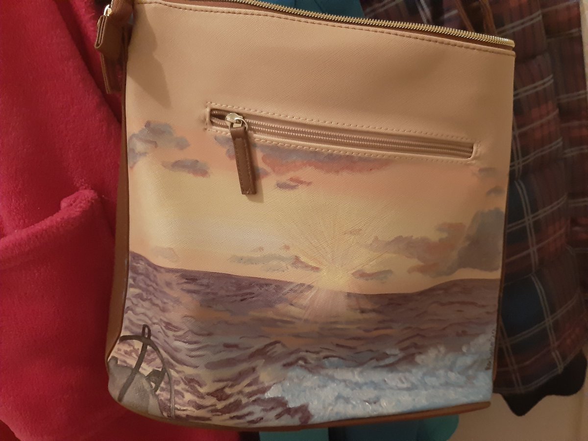 I have a few jackets, but atm I am using this ocean view bag, and this denim "Daylight" jacket  @AndreaKBrooksI don't know if you come across this thread but you were so lovely about my art and the wolf, I couldn't give you a tour because of my laptop so I hope this will do 