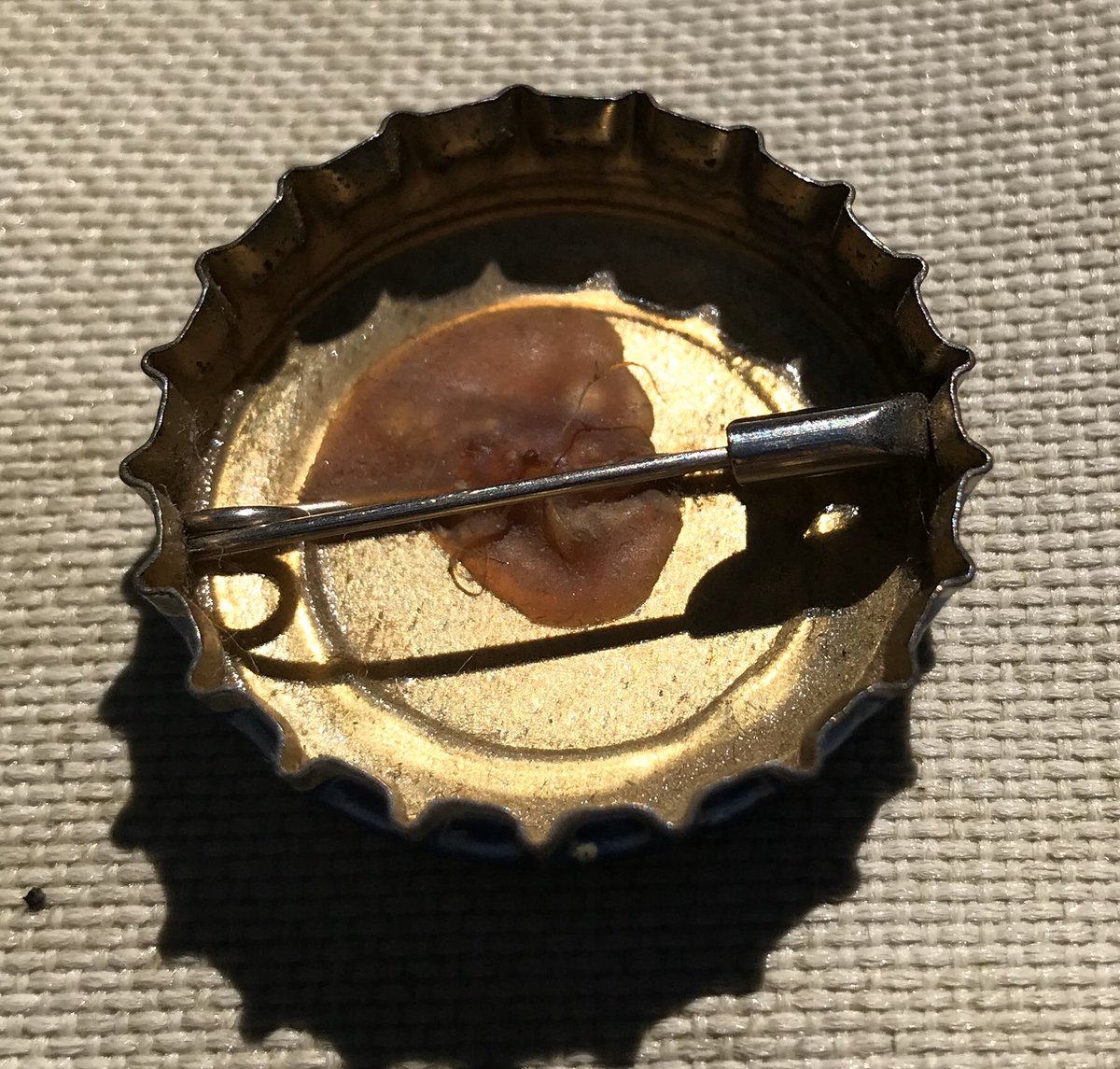 CathyMichitsch's tweet photo. Doing some #covidcleaning and came across this gem! We used to wear them on our jackets as teens! ๐คฆ๐ฝโโ๏ธ๐คท๐ฝโโ๏ธ @LabattBreweries #labattsblue Beer caps with happy messages!
What silly treasure have you found? https://t.co/rJ3mQUWzsu