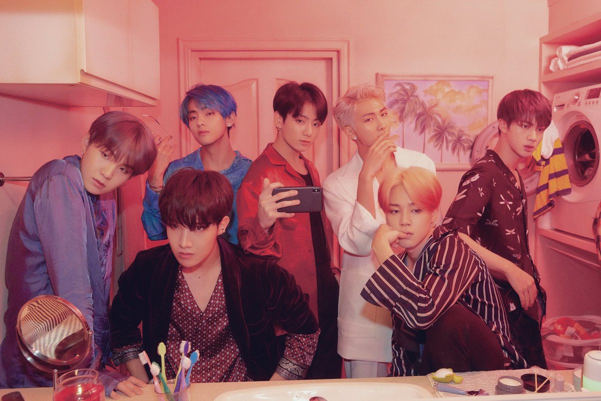 zoonfairy's tweet photo. ONE YEar WITH PERSONA!!!!!???????!!!!!!I WILL END MY LIFE AS We knOW IT I AM SO BEYOND PROUD :)))))) #oneyearwithpersona https://t.co/PQEMdxkbNd