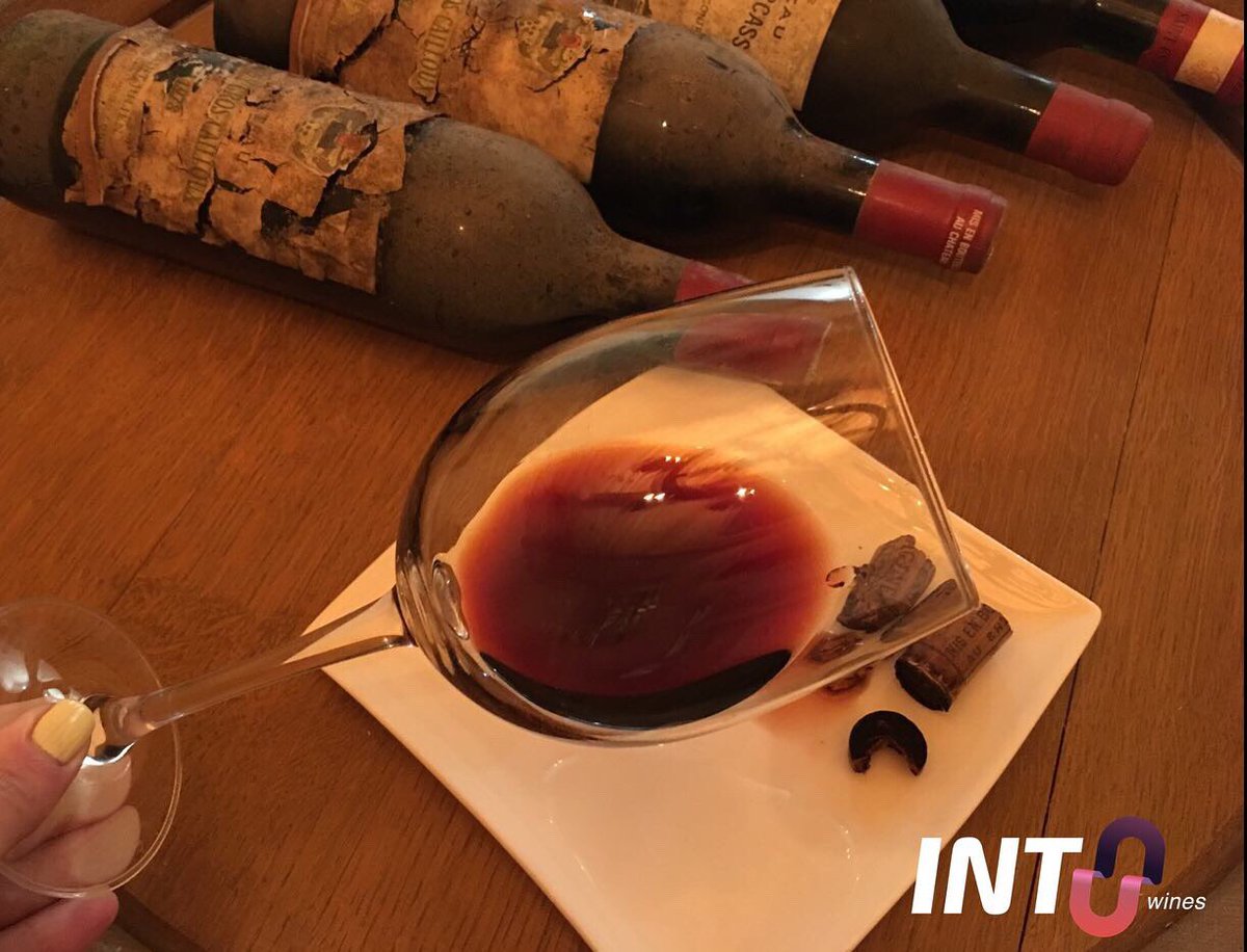 INTO_wines's tweet photo. The best time to open a bottle is subjective. The trick is getting to know your own preferences, which takes a bit of time and effort #vintage #wine #bordeaux #france 🍷 https://t.co/00y3TuVfLZ