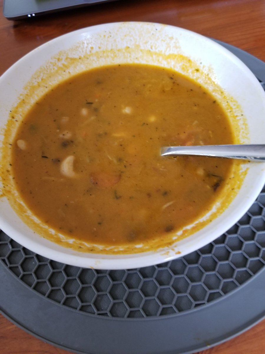 Currie lentil cashew #great #soup from my good friend Pam @ #cupofsoul It's delicious and I'm so greatful for #takeout #restaurantbusiness