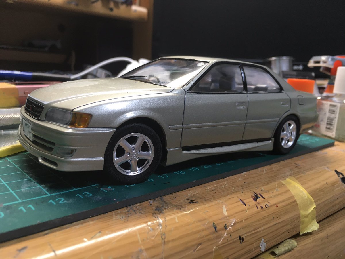 八雲 紫 Rz という訳で 完成 トヨタ チェイサー テーマ は傷も付き破損等アリの下取り ルート 廃車 直行なイメージ 要は稀に見るボコボコの一般車と言いたい 素人なりに傷を付けてみました あとはヘッドライトの曇りも車検通らなさそうな位の曇り具合 八雲 紫 Rz という訳で 完成 トヨタ チェイサー テーマ は傷も付き破損等アリの下取り ルート 廃車 直行なイメージ 要は稀に見るボコボコの一般車と言いたい 素人なりに傷を付けてみました あとはヘッドライトの曇りも車検通らなさそうな位の曇り具合