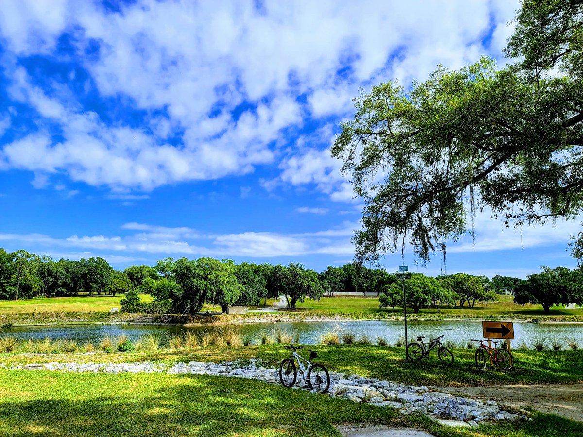 RyanLores's tweet photo. A beautiful #Florida day for #SocialDistancing #cycling... 🚴💨 https://t.co/AVlbYQXGIw